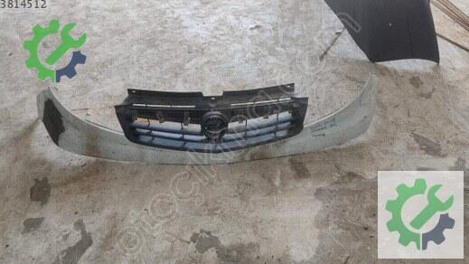 Opel Vivaro Ön Panjur 2001-2008 çıkma parça