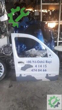 Renault Kangoo Sağ Ön Kapı çıkma parça