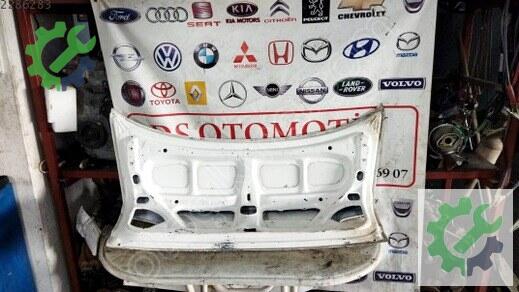 Toyota Corolla Bagaj Kapağı çıkma parça