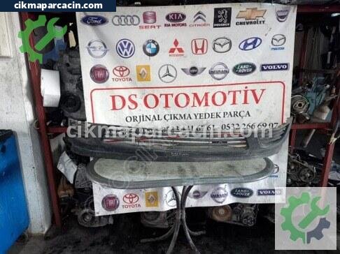 Ford Fiesta Ön Panjur çıkma parça