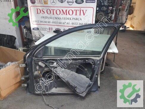 Ford Mondeo Sağ Ön Kapı 2002-2006 çıkma parça