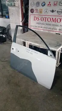 Nissan Primera Sağ Ön Kapı 2002-2006 çıkma parça