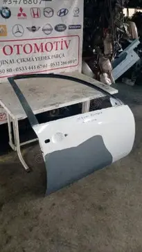 Nissan Primera Sağ Ön Kapı 2002-2006 çıkma parça