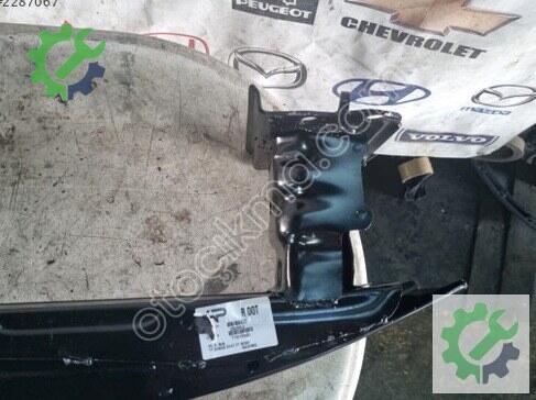 Toyota Avensis Tampon Demiri 2002-2006 çıkma parça