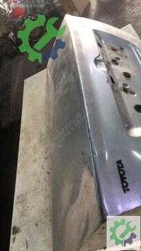 Toyota Corolla Bagaj Kapağı 2002-2006 çıkma parça