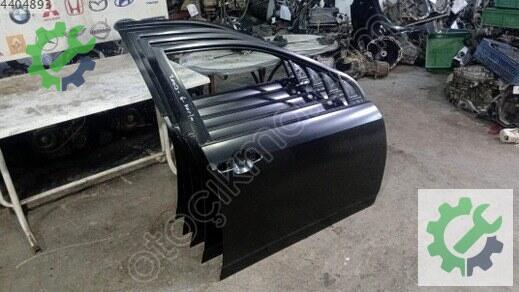Toyota Corolla Sağ Ön Kapı 2002-2006 çıkma parça