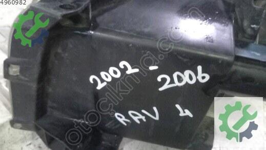 Toyota RAV4 Sağ Ön Far 2002-2006 çıkma parça