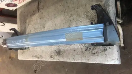 Fiat Doblo Ön Tampon Demiri çıkma parça