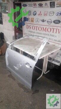 Volkswagen Polo Sol Ön Kapı 2002-2007 çıkma parça