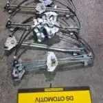 2002-2008 FORD TRANSİT CONNECT SAĞ ÖN CAM KRİKOSU