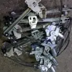 2002-2008 FORD TRANSİT CONNECT SOL ÖN CAM KRİKOSU ELEKTRİKLİ