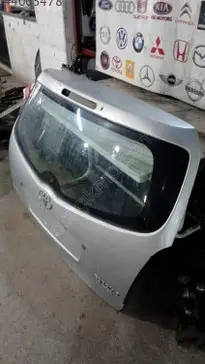 Toyota Corolla Bagaj 2002-2008 çıkma parça