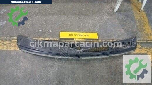 Ford Transit Ön Cam Izgarası çıkma parça