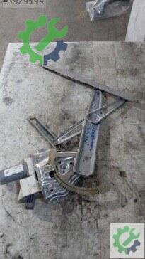 Toyota Avensis Sol Ön Cam Krikosu 2003-2006 çıkma parça