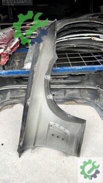 Chrysler Crossfire Sol Ön Çamurluk 2003-2007 çıkma parça