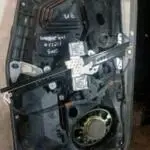2003-2007 FORD FİESTA SAĞ ÖN CAM KRİKOSU