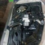 2003-2007 FORD FİESTA SAĞ ÖN CAM KRİKOSU