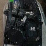 2003-2007 FORD FİESTA SAĞ ÖN CAM KRİKOSU