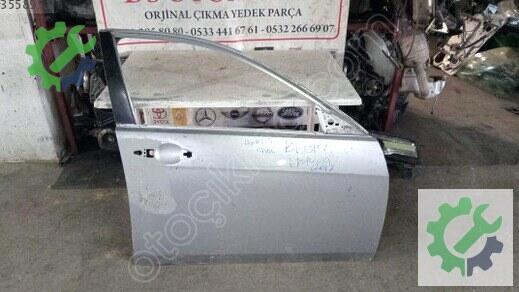 Honda Accord Sağ Ön Kapı çıkma parça