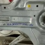 2003-2007 KİA CERATO SOL ÖN CAM KRİKOSU