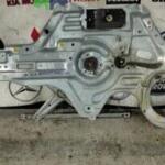2003-2007 KİA CERATO SOL ÖN CAM KRİKOSU