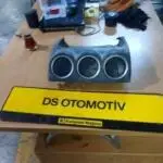 2003-2008 FORD TRANSİT CONNECT TORPİDO HAVALANDIRMASI