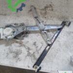 2003-2008 TOYOTA AURIS SOL ÖN CAM KRİKOSU