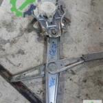 2003-2008 TOYOTA AURIS SOL ÖN CAM KRİKOSU