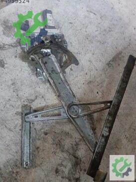 Toyota Auris Sol Ön Cam Krikosu 2003-2008 çıkma parça