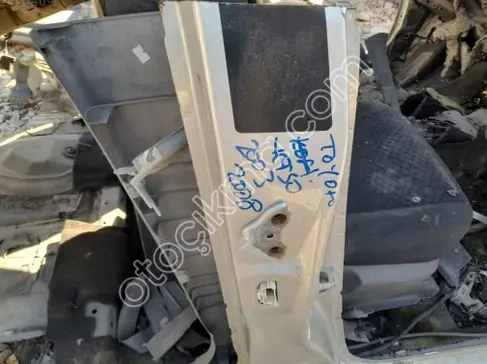 Toyota Verso Oto Teybi çıkma parça