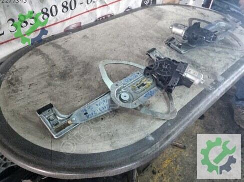 Volvo XC70 Cam Krikosu 2003-2008 çıkma parça