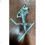 2003-2008 TOYOTA AURİS SOL ÖN KAPI CAM KRİKOSU
