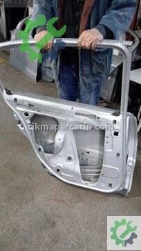 Renault Megane Sol Arka Kapı 2003-2010 çıkma parça