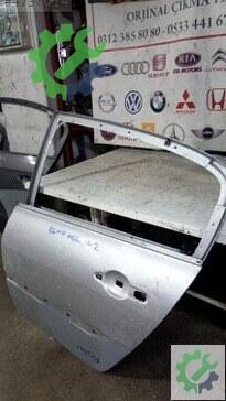 Renault Megane Sol Arka Kapı 2003-2010 çıkma parça