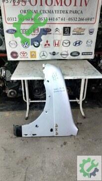 Daihatsu Terios Sol Ön Çamurluk 2004-2006 çıkma parça