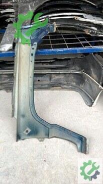 Jeep Grand Cherokee Sol Ön Çamurluk 2004-2006 çıkma parça
