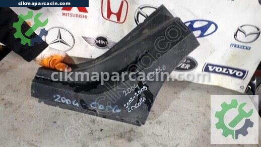 Toyota Corolla Sol Arka Marşpiyel Sacı çıkma parça