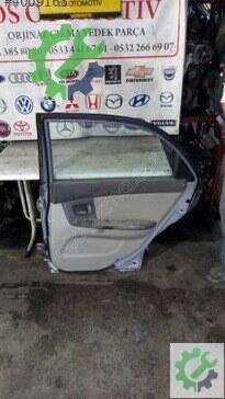 Kia Cerato Sağ Arka Kapı 2004-2007 çıkma parça