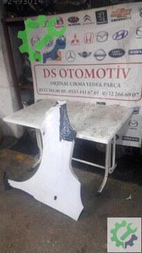 Mercedes-Benz Vito Sol Ön Çamurluk 2004-2007 çıkma parça