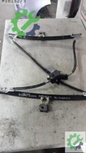 2004-2008 CHRYSLER VOYAGER SOL ÖN CAM KRİKOSU