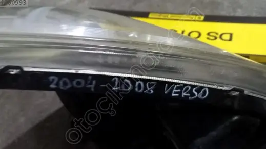 Toyota Verso Sol Ön Far çıkma parça