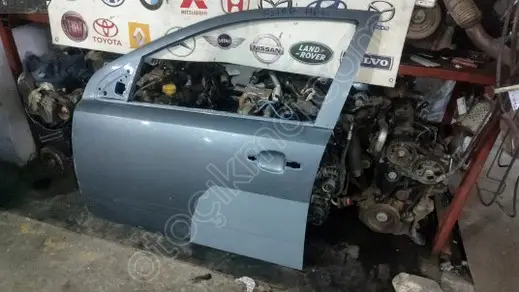 Opel Astra Sol Ön Kapı 2004-2010 çıkma parça