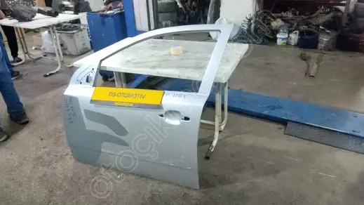 Opel Astra Sol Ön Kapı 2004-2010 çıkma parça