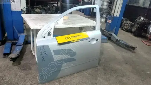 Opel Astra Sol Ön Kapı 2004-2010 çıkma parça