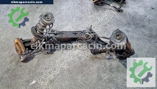 Renault Megane Klima Kompresörü çıkma parça