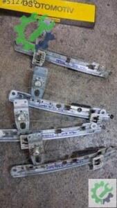 2004-2010 RENAULT MEGANE 2 SAĞ ARKA MANUEL CAM KRİKOSU