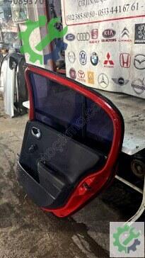 Renault Megane Sağ Arka Kapı 2004-2010 çıkma parça