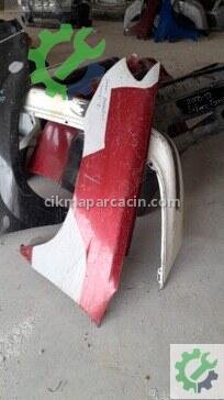 Subaru Forester Sol Ön Çamurluk 2005-2007 çıkma parça