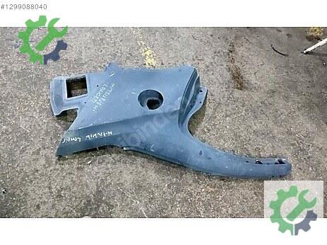 Mitsubishi Lancer Sol Arka Çamurluk çıkma parça