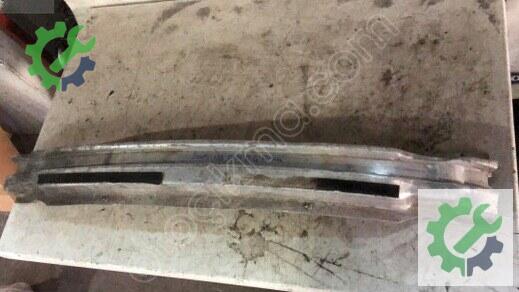Audi A4 Arka Tampon Demiri çıkma parça